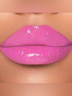 Jeffree Star Supreme Gloss NWT Full pigment Lip Gloss Queen Supreme